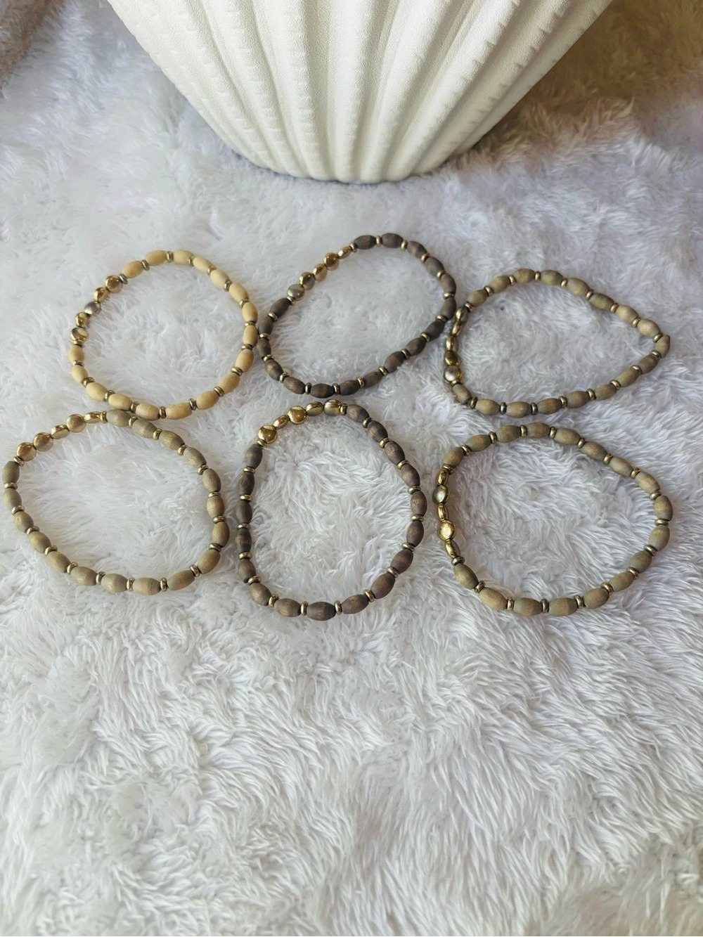 Beaded Stretch Bracelets Brown & Gold Like New